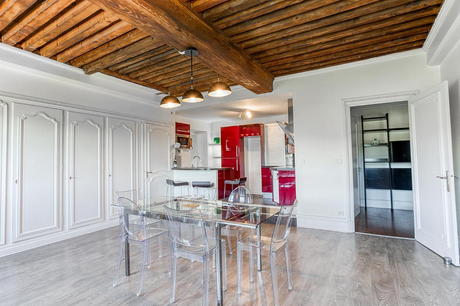 Sejourner Au Chateau De La Roue Grand Appartement Lissieu Zewnętrze zdjęcie